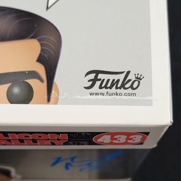 *READ* Kumail Nanjiani signed Dinesh Funko Pop! 433 Silicon Valley ~ Beckett BAS