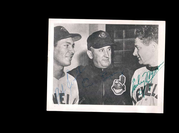 Bob Avila Al Lopez Early Wynn JSA Signed Vintage 4x5 50s Indians Original Photo