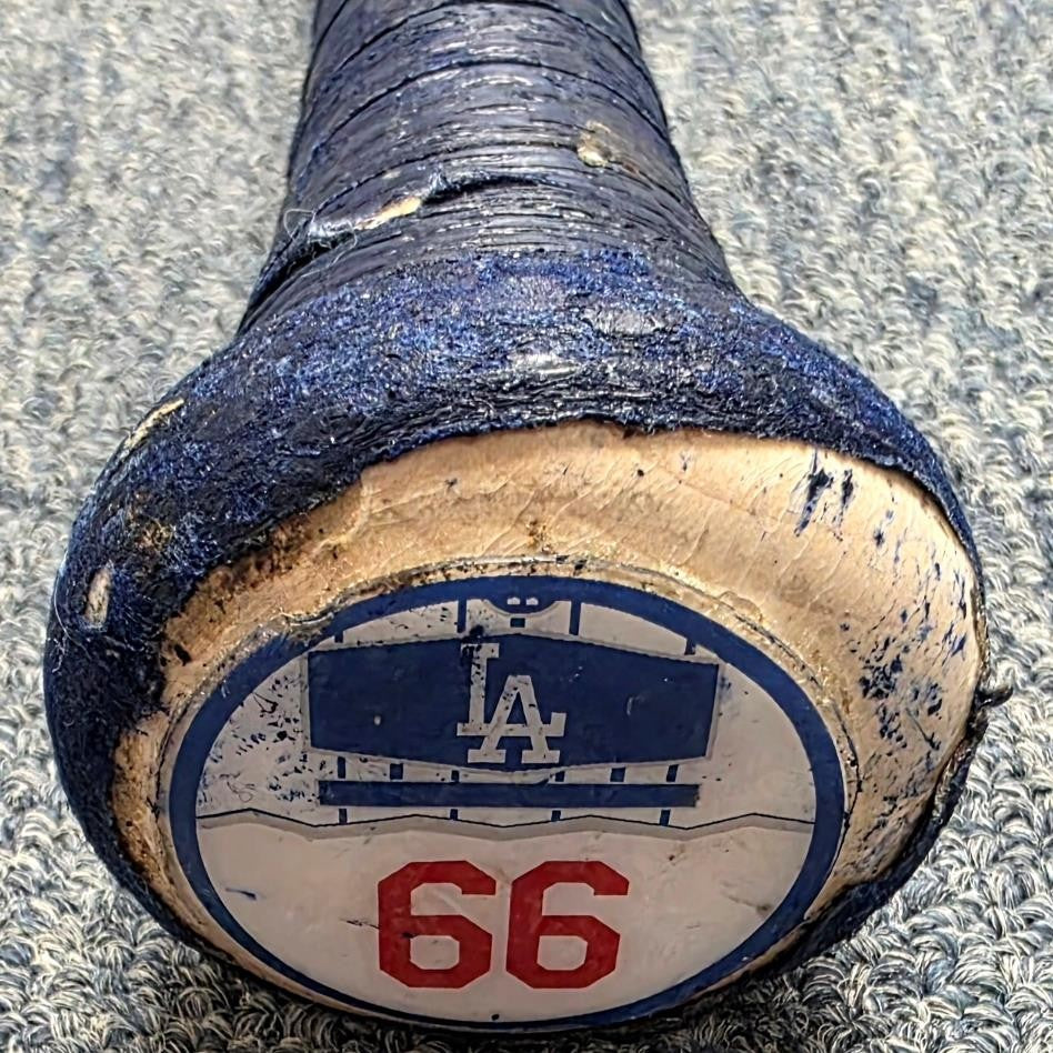 Yasiel Puig signed Los Angeles Dodgers Game Used Personal Bat ~ JSA