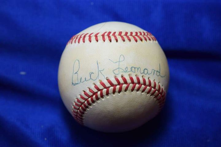 Buck Leonard PSA DNA Autograph National League Signed Baseball