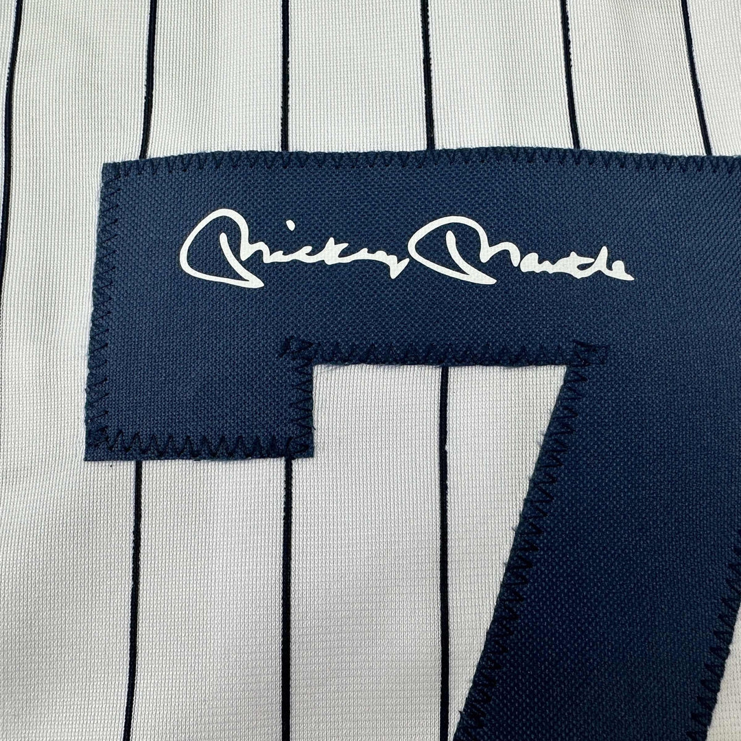 Facsimile Autographed Mickey Mantle New York Pinstripe Reprint Auto Jersey XL