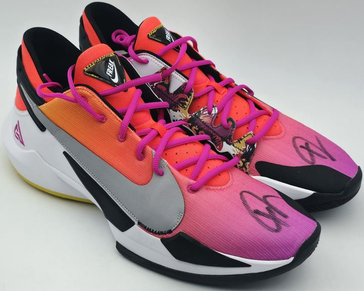 Giannis Antetokounmpo Auto Signed Nike Zoom Freak 2 Shoes Bucks Size 17 Beckett
