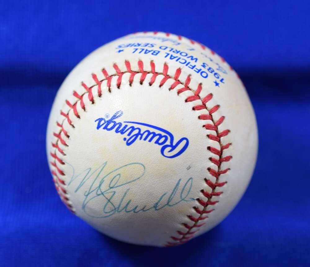 Rose Carlton Morgan Schmidt PSA DNA 1983 World Series Signed by 4 Baseball