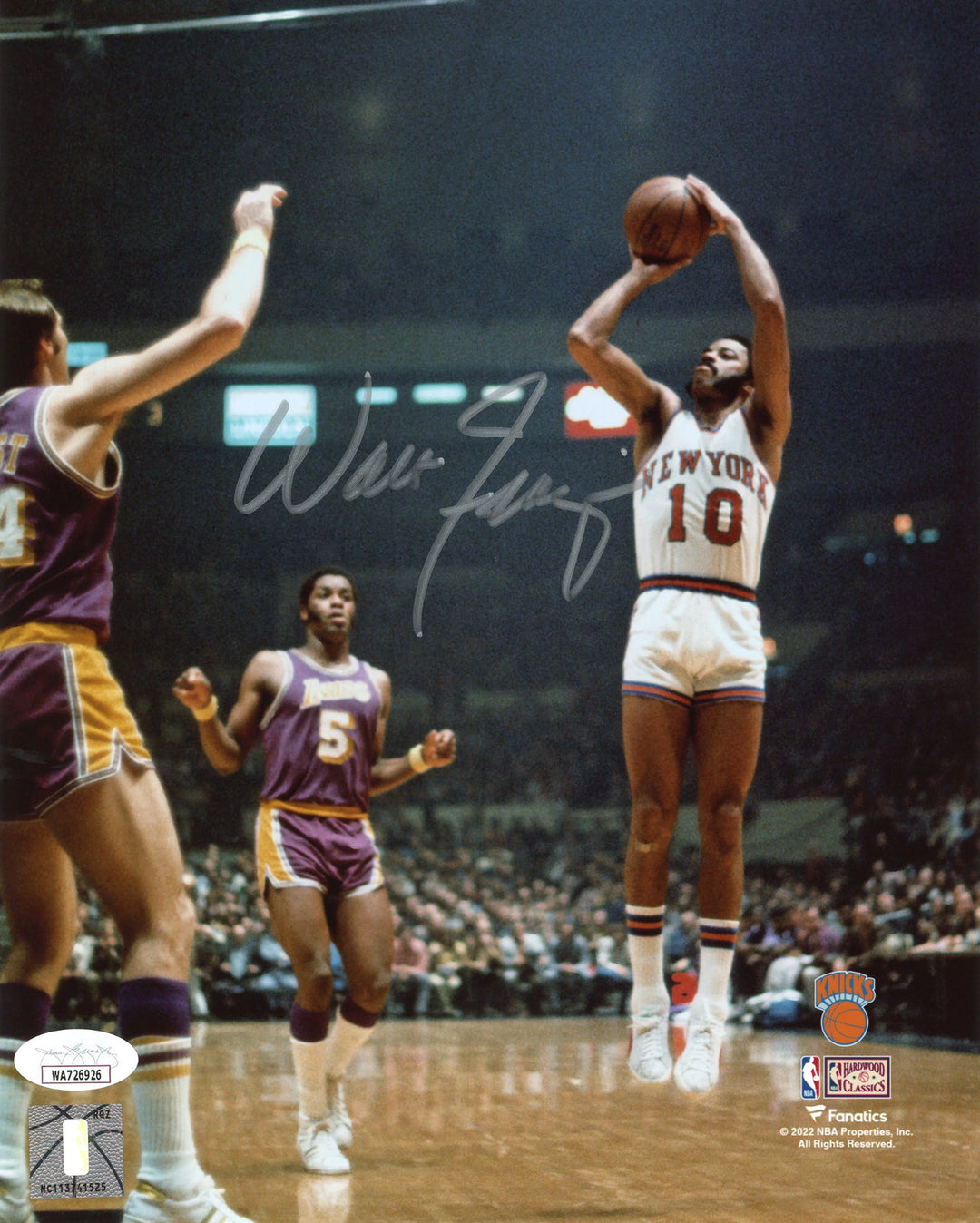 Walter Frazier Autographed 8x10 Knicks Photo (JSA)