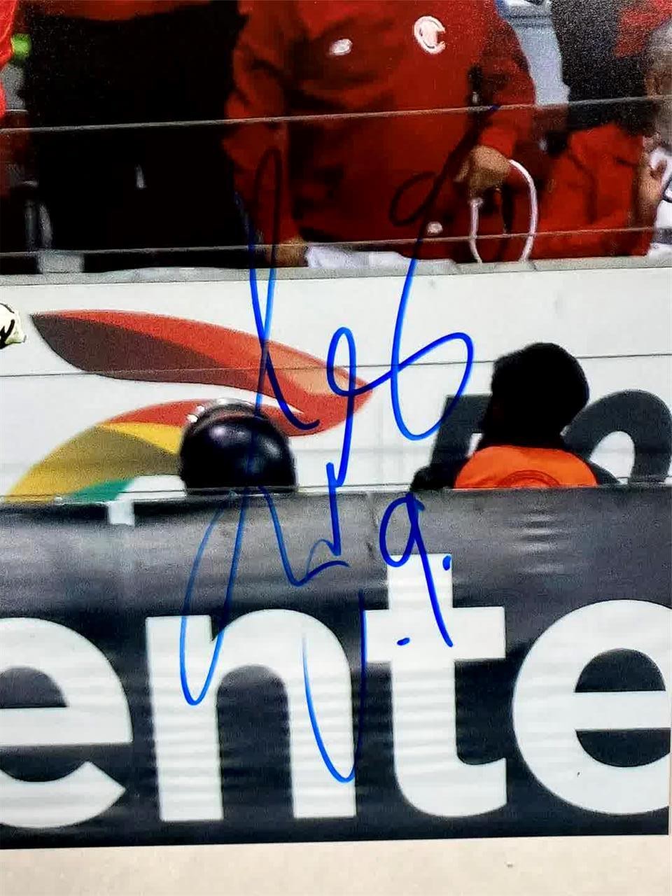 Alexis Vega signed Guadalajara 11x14 photo autograph Mexico ~ Beckett BAS