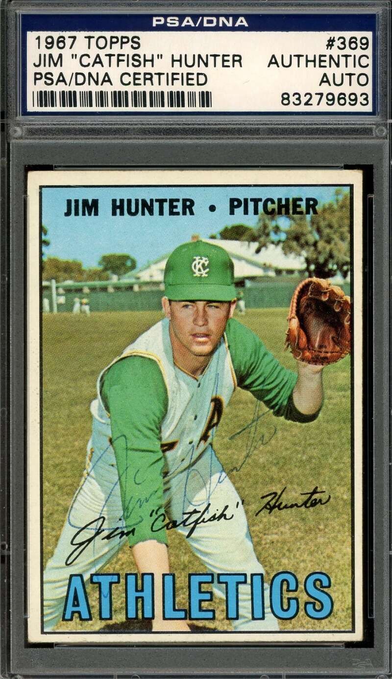 Jim Catfish Hunter PSA DNA  Vintage Signed 1967 Topps Autograph