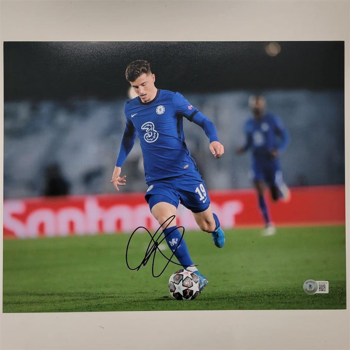 Mason Mount signed Chelsea 11x14 photo #3 England autograph (A) Beckett BAS Holo