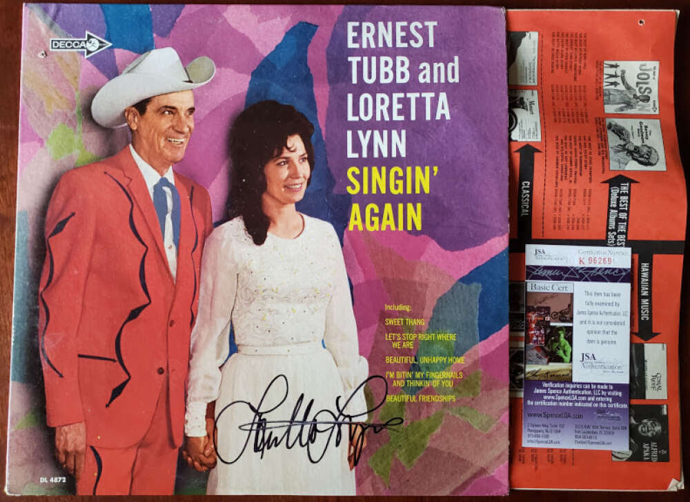 Loretta Lynn PSA DNA Signed Singin Again Album w/ Vinyl Autograph