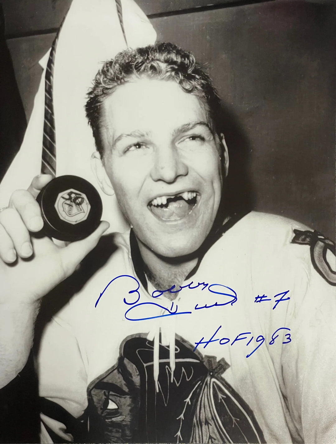 Bobby Hull Autographed 16x20 Hockey Photo