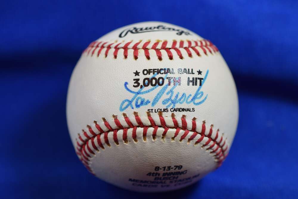 Lou Brock PSA DNA Autograph Signed Baseball