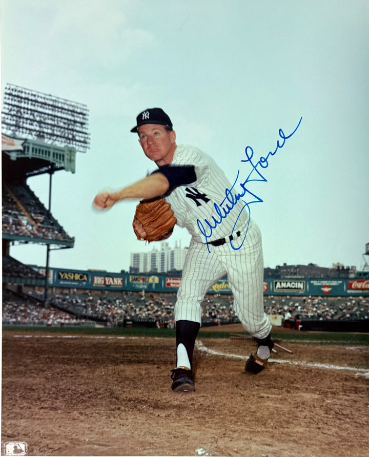 Whitey Ford signed New York Yankees 8x10 Photo Minor Dings-COA (HOF/6X WS Champ)