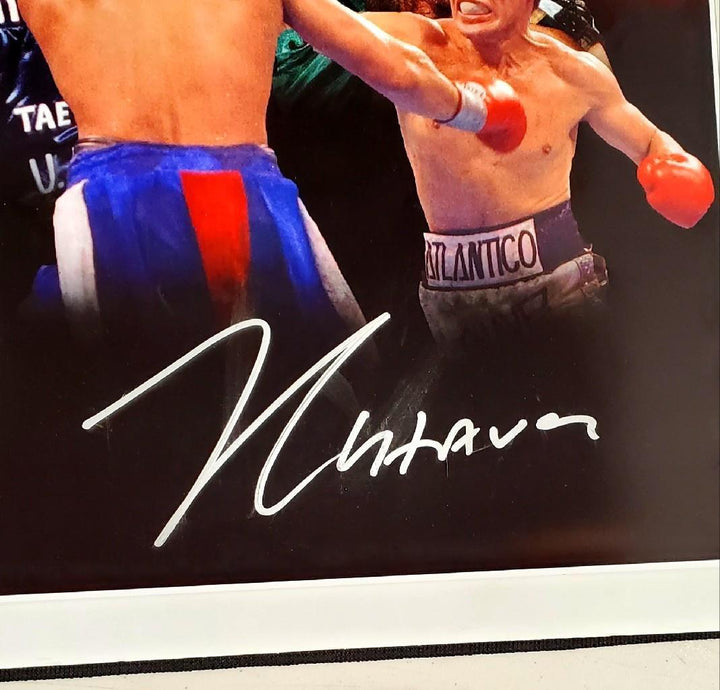 Julio Cesar Chavez signed 16x20 photo Boxing Champ Mexico ~ Beckett BAS Holo
