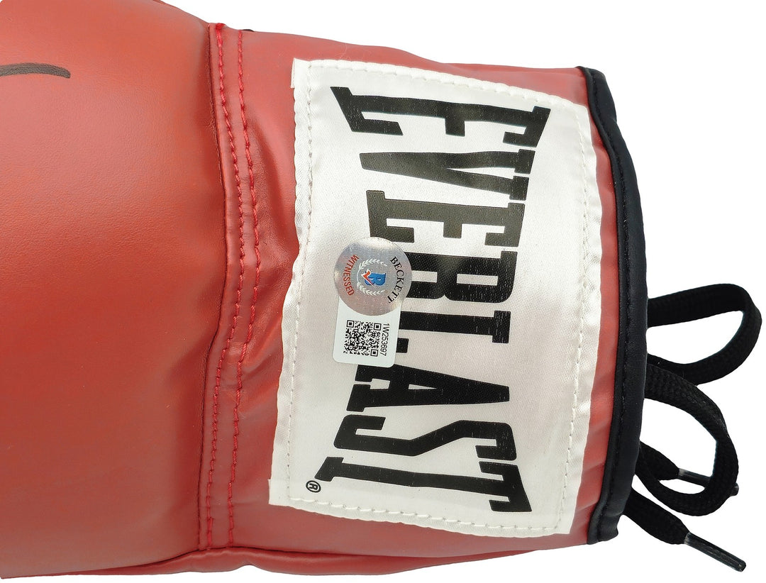 Sugar Ray Leonard Signed Red Everlast Glove Left Handed LH Beckett Witness