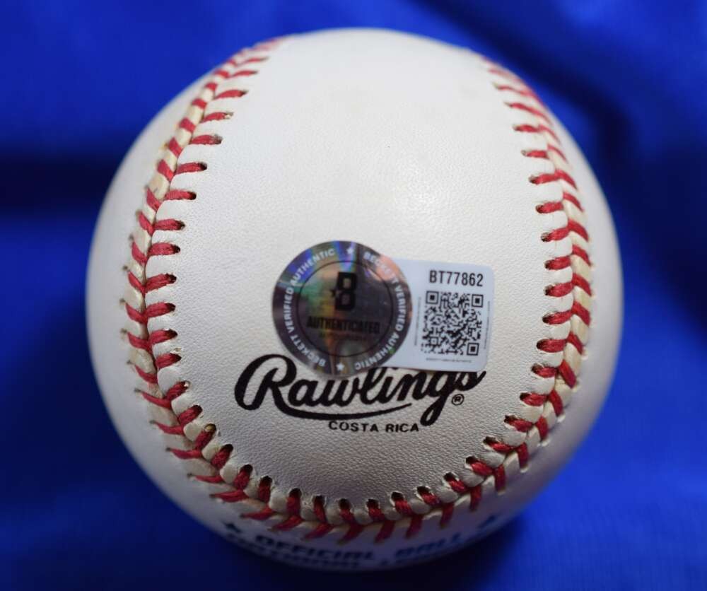 Joe Morgan Beckett BAS Autograph National League ONL Signed Baseball