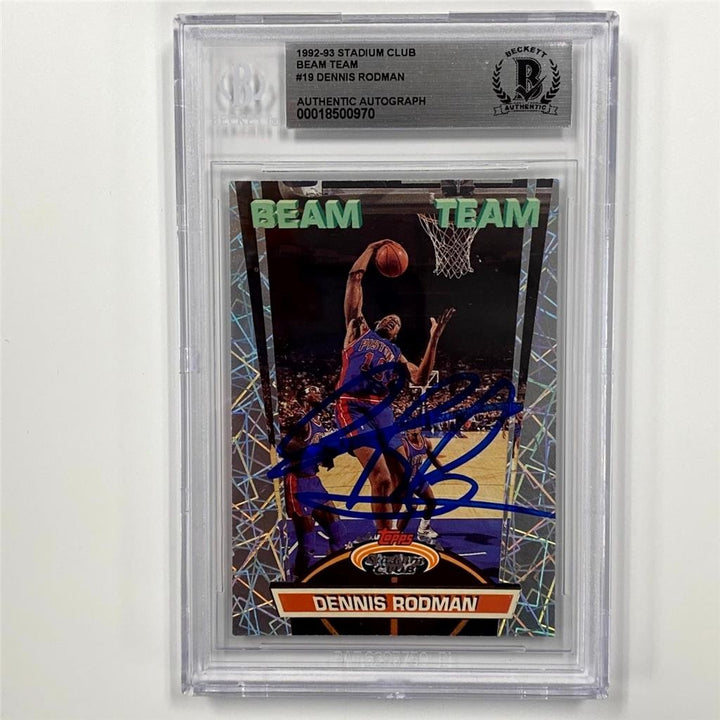 Dennis Rodman auto signed 1992-93 Stadium Club Beam Team 19 card Beckett BAS BGS