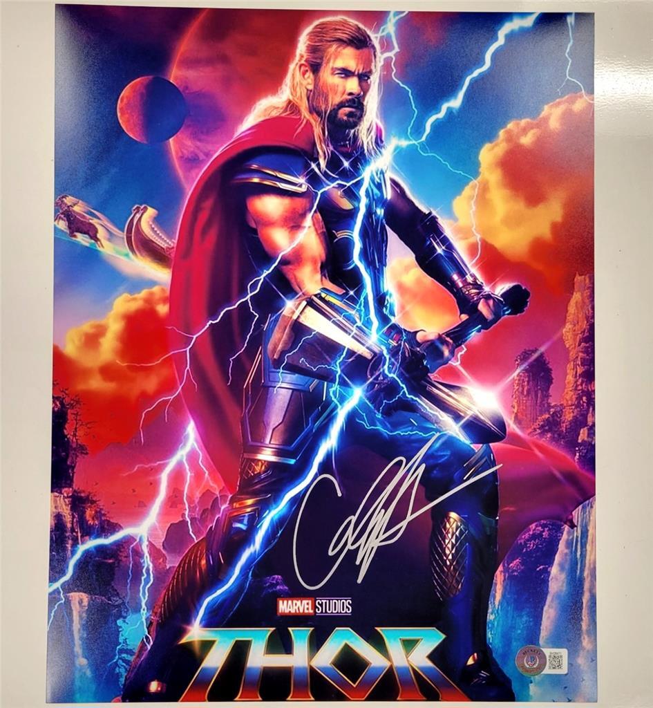 Chris Hemsworth signed Thor Love and Thunder 11x14 photo autograph ~ Beckett BAS