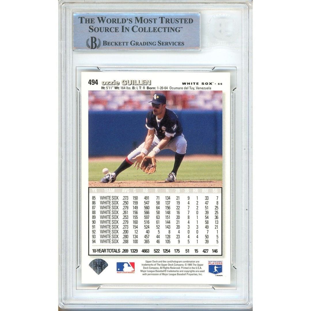 Ozzie Guillen Chicago White Sox Signed 1995 Collectors Choice Card Beckett Auth Auto Slab