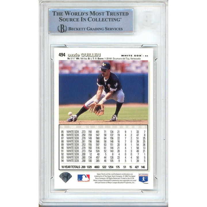 Ozzie Guillen Chicago White Sox Signed 1995 Collectors Choice Card Beckett Auth Auto Slab