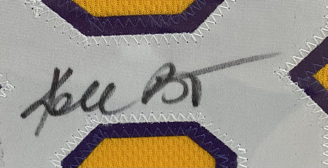 Kobe Bryant signed Lakers #8 Basketball jersey framed Rookie Autograph PSA COA Image 6