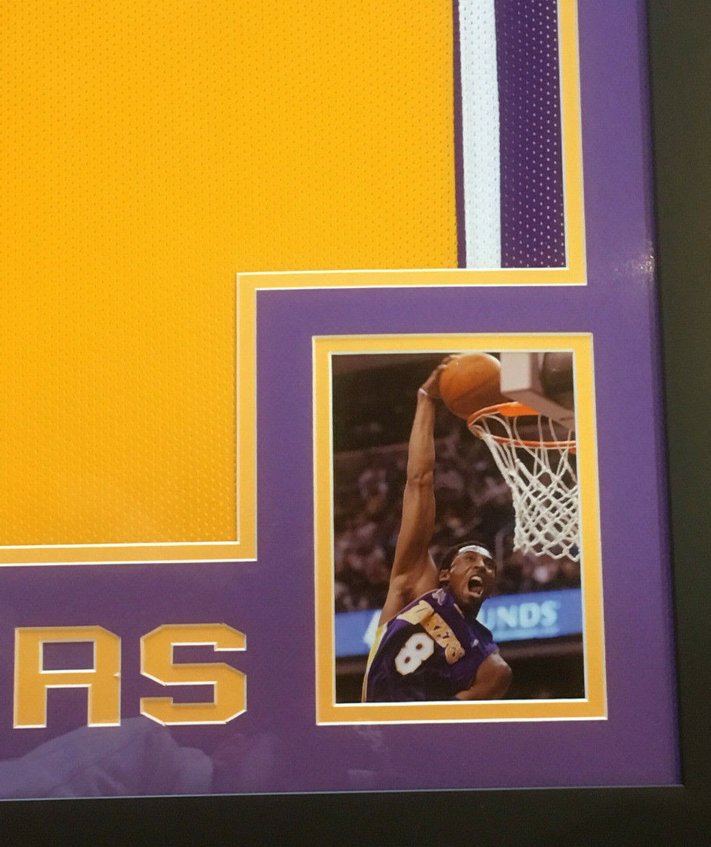 Kobe Bryant signed Lakers #8 Basketball jersey framed Rookie Autograph PSA COA Image 10