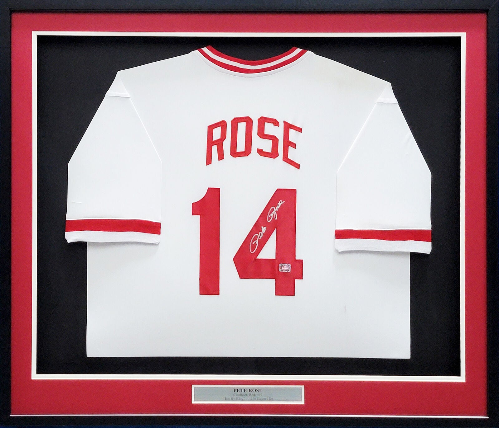 Pete Rose Autographed White Cincinnati Reds Jersey - Beautifully