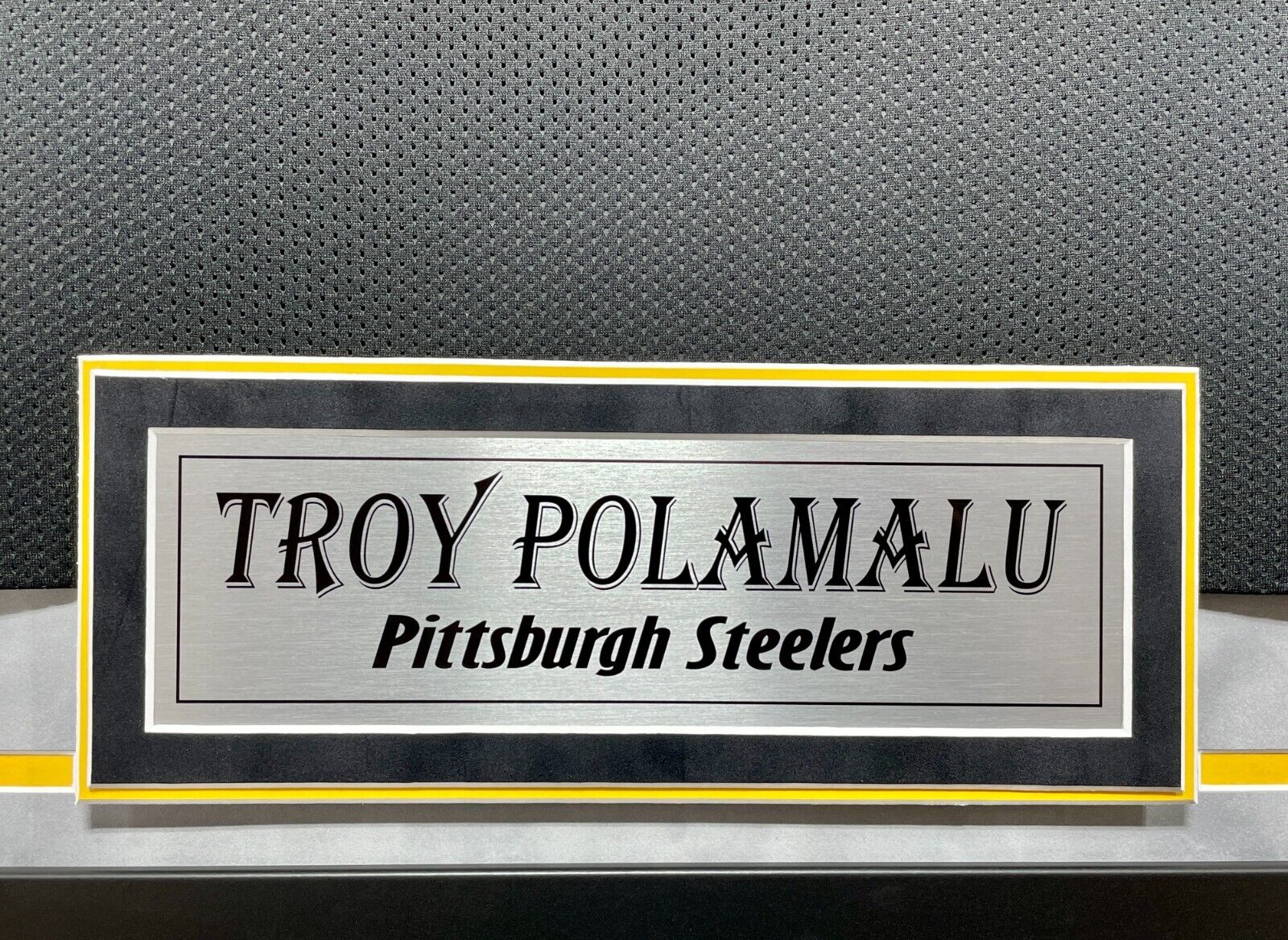 Troy Polamalu Autographed Pittsburgh Steelers Black Jersey Framed BAS –  CollectibleXchange