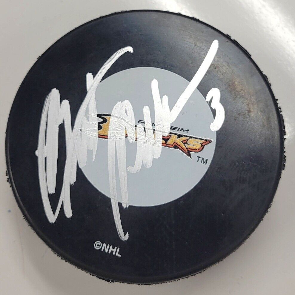Bret Hedican autograph signed Anaheim Ducks Puck  Beckett BAS Holo Image 1
