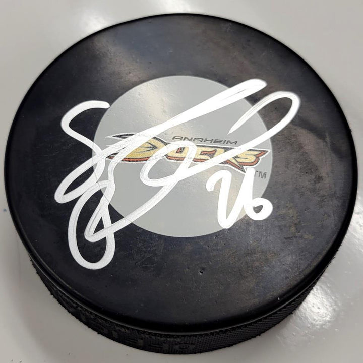 Samuel Pahlsson autograph signed Anaheim Ducks Puck  Beckett BAS Holo Image 1