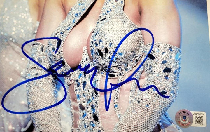 Saweetie signed 8x10 photo rapper autograph  Beckett BAS Holo Image 2