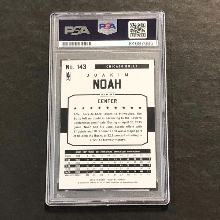 2015-16 Panini Hoops #143 Joakim Noah Signed Card PSA Slabbed Bulls Image 2