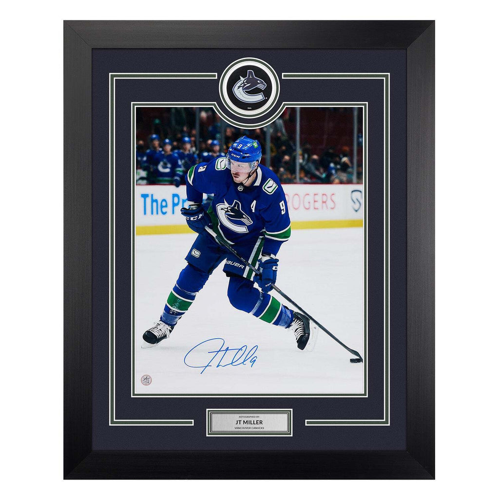 Alexandre Burrows Autographed Vancouver Canucks Jersey W/PROOF, Picture of  Alexandre Signing For Us, Vancouver Canucks, Stanley Cup Finals at 's  Sports Collectibles Store
