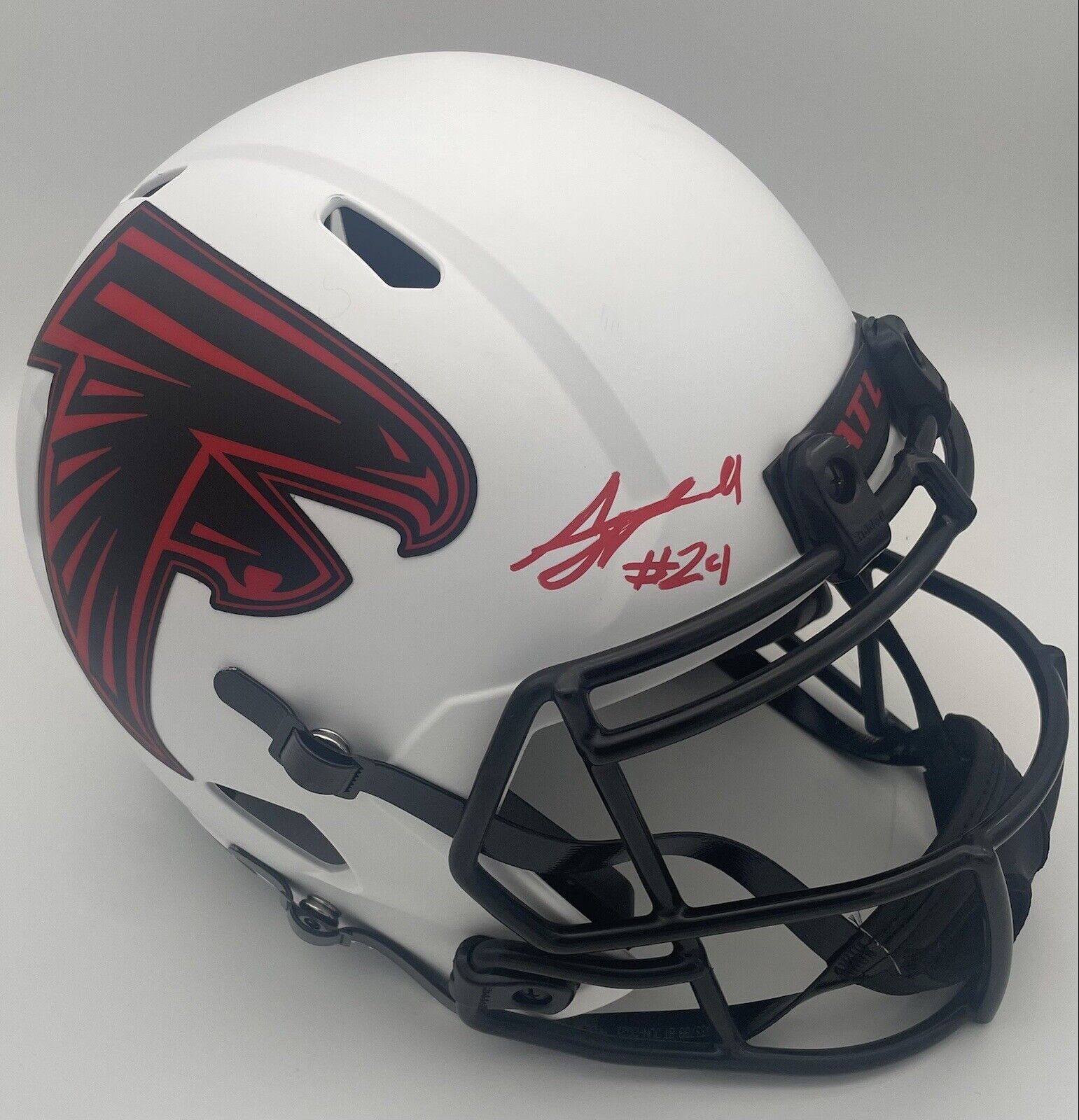 CALVIN RIDLEY AUTOGRAPH SIGNED BLACK ATLANTA FALCONS MINI HELMET INCLUDES  COA