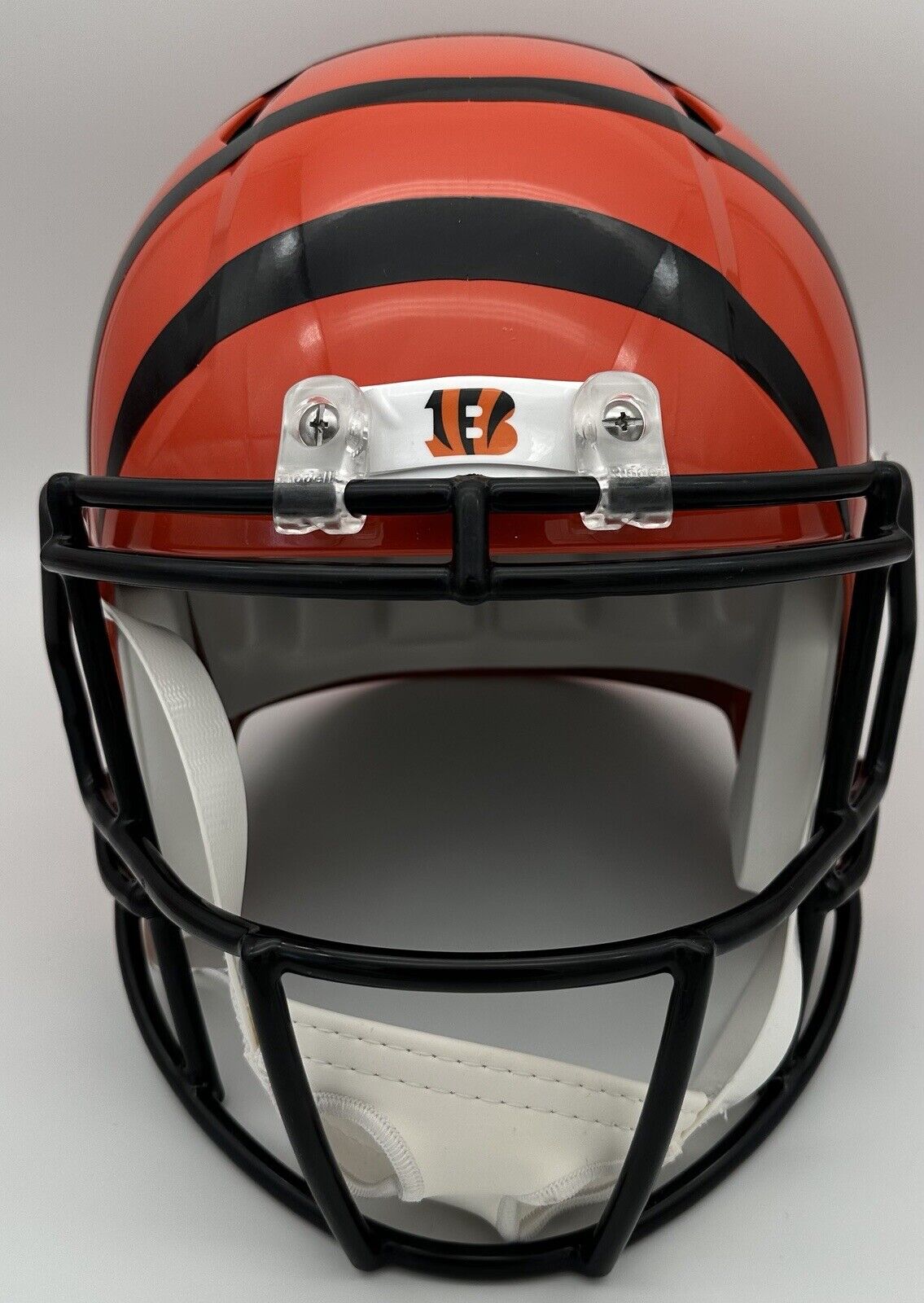 Joe Burrow Cincinnati Bengals Signed Riddell Speed Replica Helmet Fana –  Diamond Legends Online