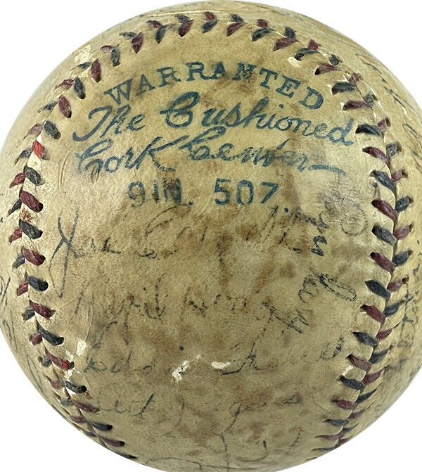 1932 New York Yankees Autographed Vintage Reach Baseball Ruth