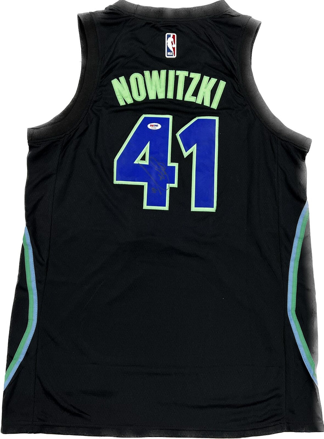 Dirk Nowitzki signed jersey PSA/DNA Dallas Mavericks Autographed Image 1
