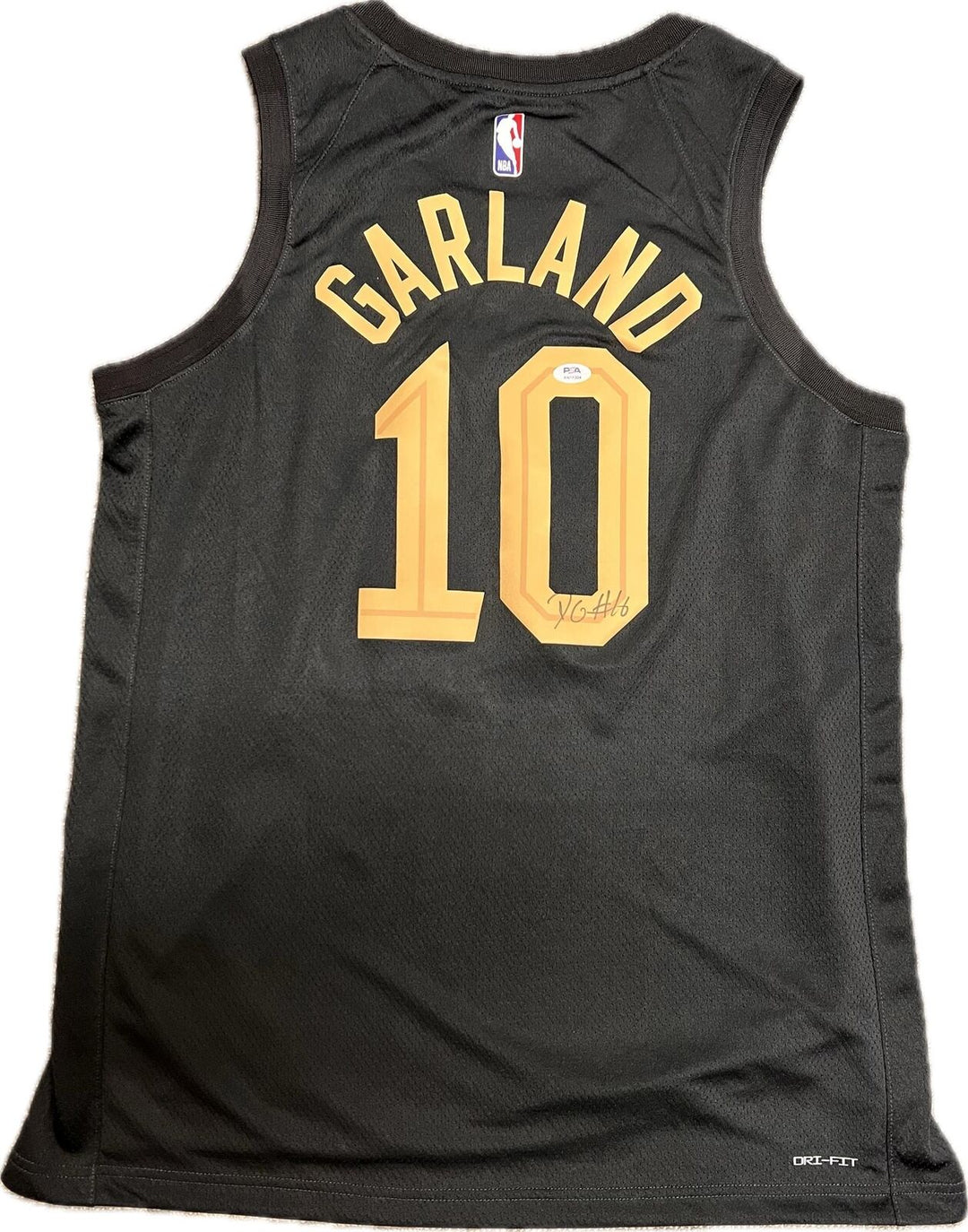 Darius Garland signed jersey PSA/DNA Cleveland Cavaliers Autographed Image 1
