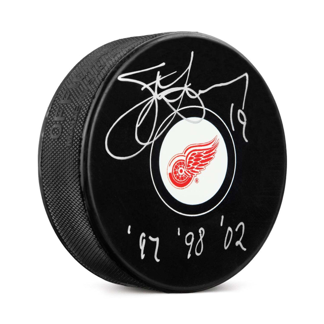 Steve Yzerman Signed Detroit Red Wings Hockey Puck with Cups Note Image 1