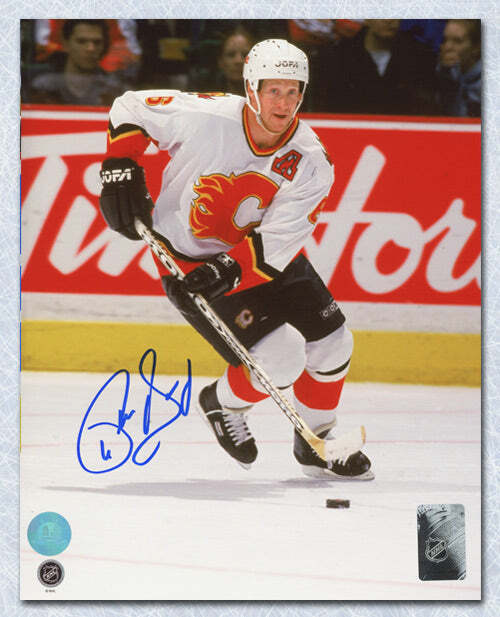 Phil Housley Calgary Flames Signed Hockey 8x10 Photo Image 1