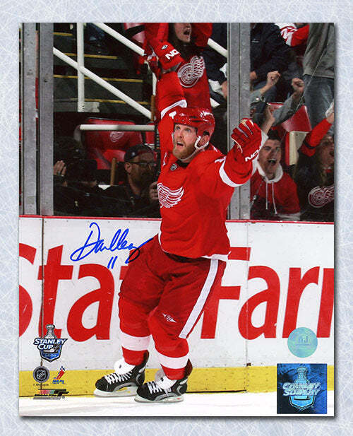 Daniel Cleary Detroit Red Wings Autographed Goal Celebration 8x10 Photo Image 1