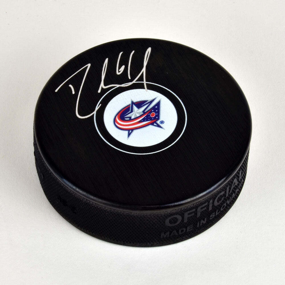 Rick Nash Columbus Blue Jackets Autographed Hockey Puck Image 1