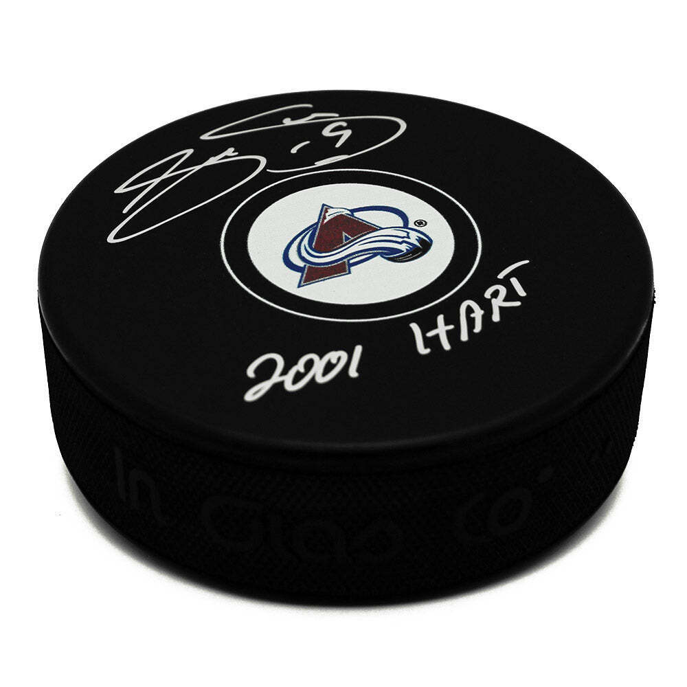 Joe Sakic Colorado Avalanche Signed 2001 Hart Note Puck Image 1