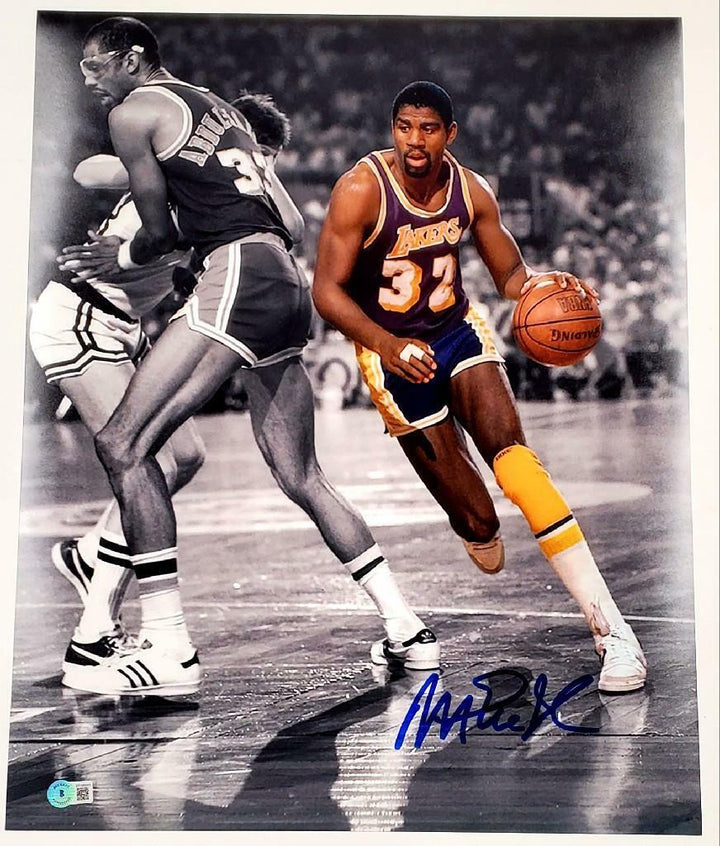 Magic Johnson autograph signed 16x20 Photo #3 Lakers  Beckett BAS Holo Image 1