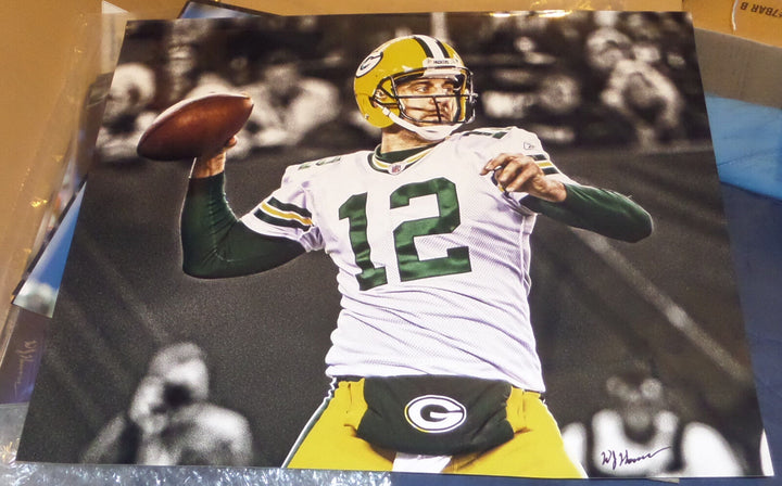 AARON RODGERS THROWING BALL GREEN BAY PACKERS 20x24 WILLIAM HAUSER PHOTO SIGNING Image 2