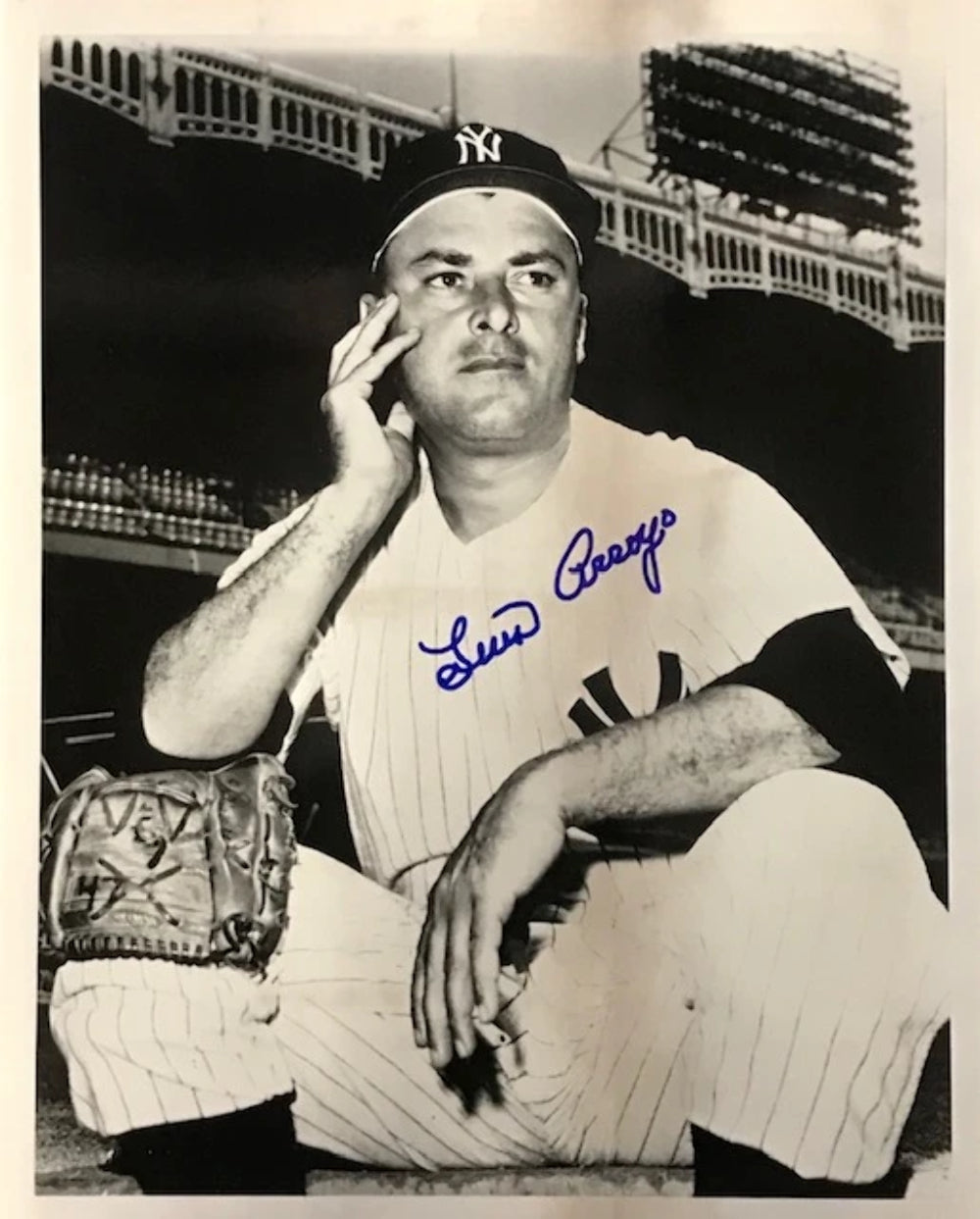 Luis Arroyo Autographed 8x10 Black & White Baseball Photo Image 1