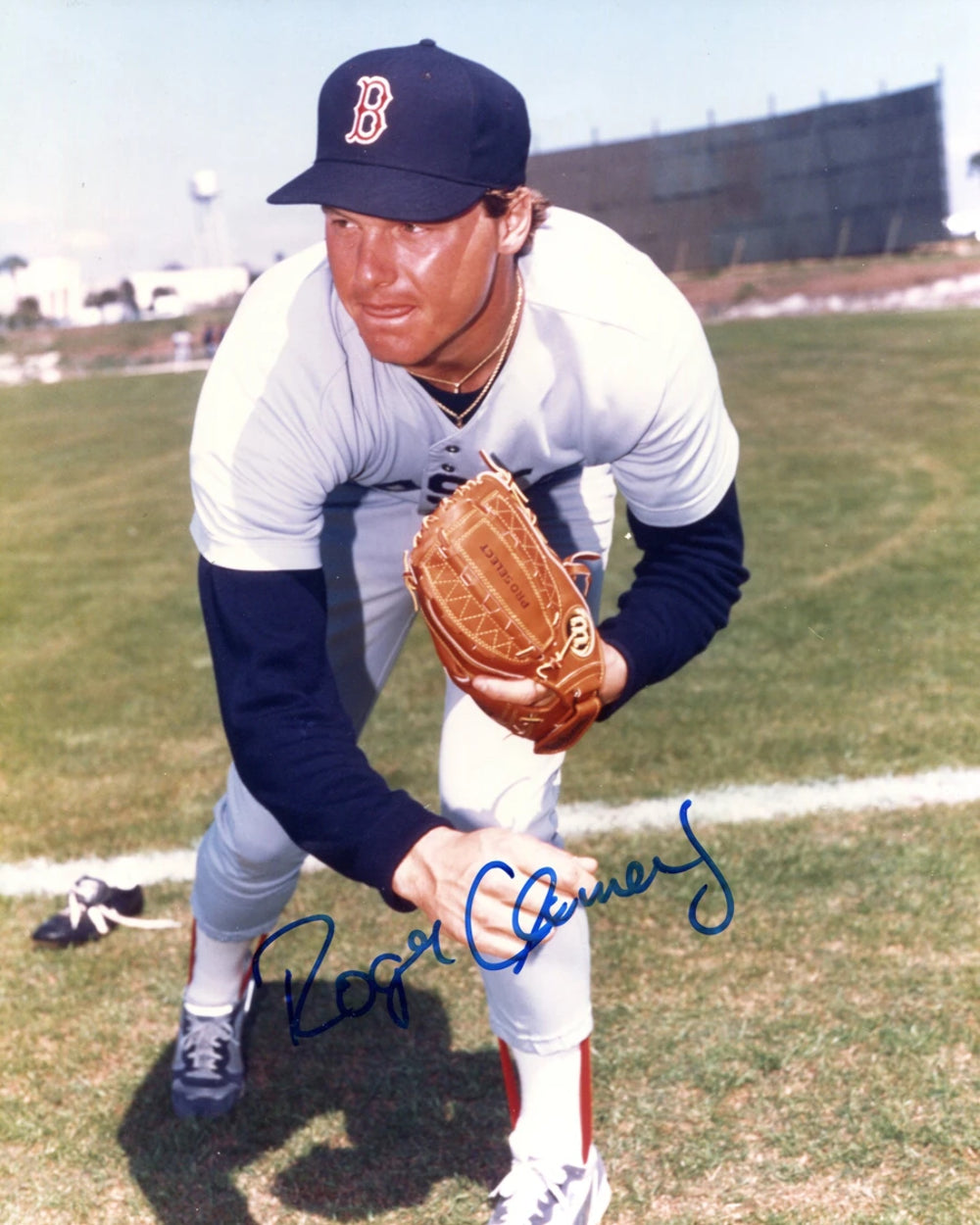 Roger Clemens Autographed 8x10 Photo (JSA) Image 2