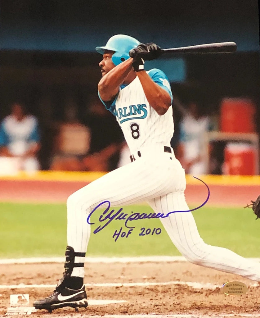 Autographed Andre Dawson HoF 2010 Chicago Cubs 11X14 Photo with Beckett  COA