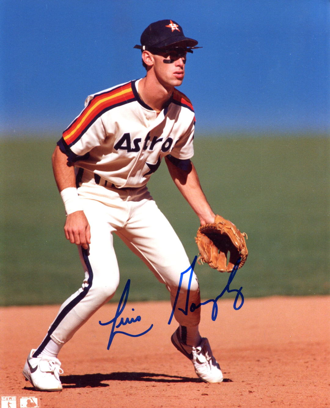 Luis Gonzalez Autographed 8x10 Photo Image 2