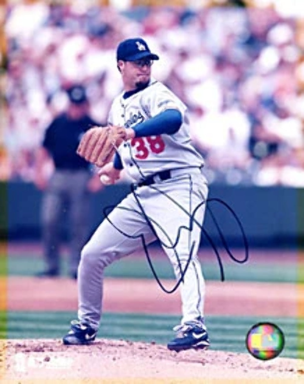 Eric Gagne Autographed / Signed Pitching 8x10 Photo Image 4