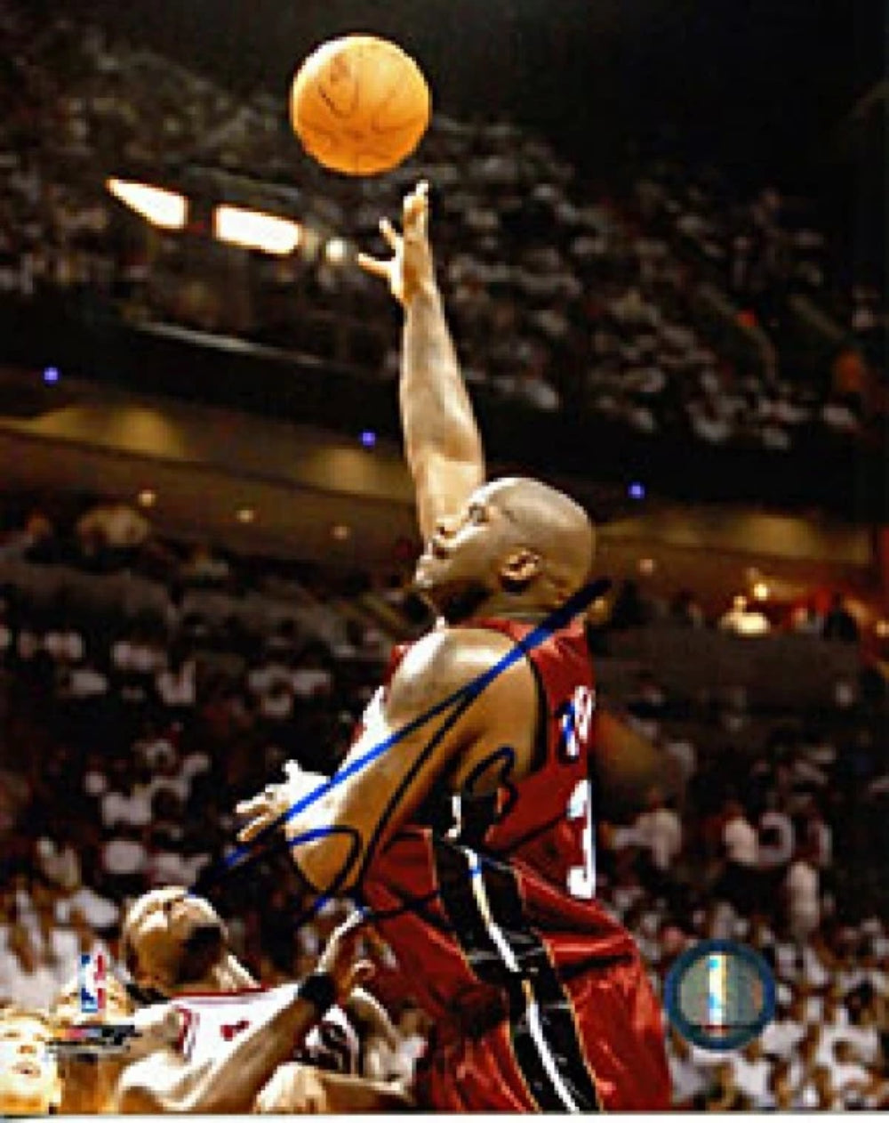 Shaquille O'Neal Autographed / Signed Lay Up vs. Bulls Miami Heat 8x10 Photo Image 4