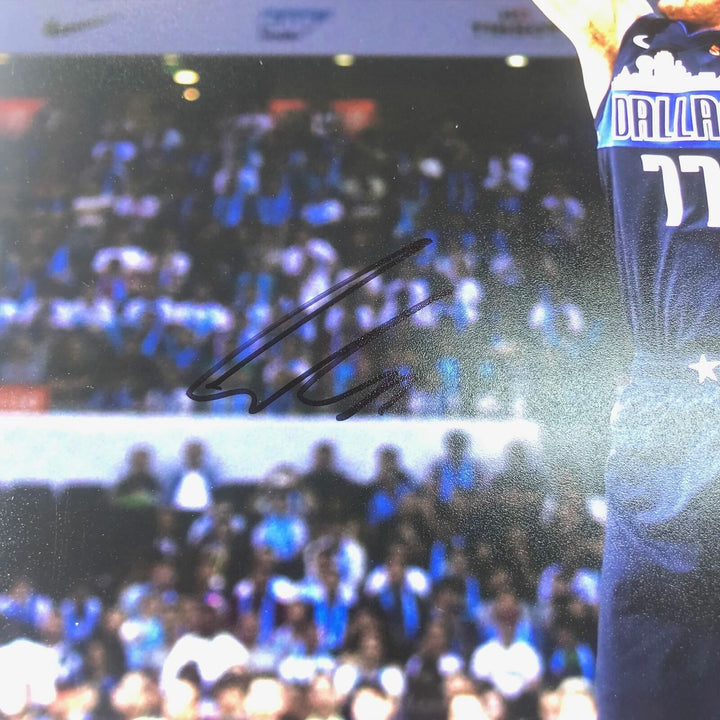 Luka Doncic signed 11x14 photo PSA/DNA Dallas Mavericks Autographed Image 2